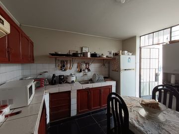 Casa De 284 M2 En Urb. Higuereta