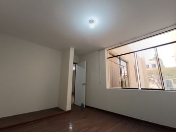 Casa De 284 M2 En Urb. Higuereta