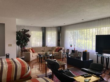 Casa en Venta en Bosques de las Lomas