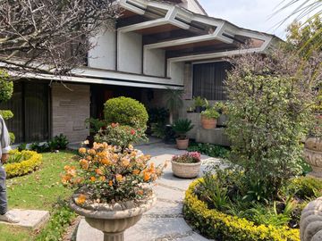 Casa en Venta en Bosques de las Lomas
