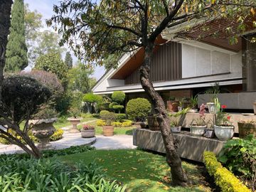 Casa en Venta en Bosques de las Lomas