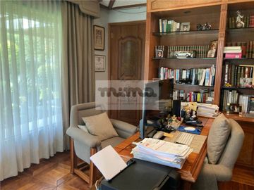 Casa en Venta en Bosques de las Lomas