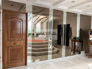 Casa en Venta en Bosques de las Lomas
