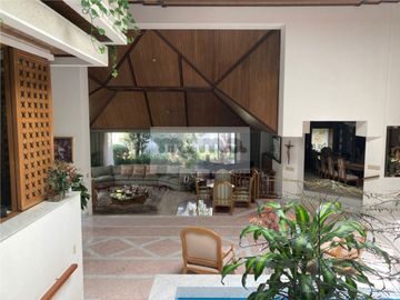 Casa en Venta en Bosques de las Lomas