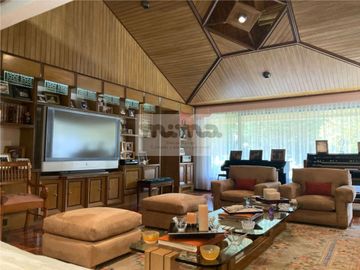 Casa en Venta en Bosques de las Lomas