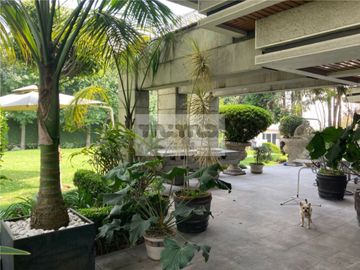 Casa en Venta en Bosques de las Lomas