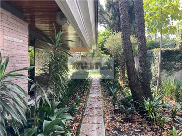 Casa en Venta en Bosques de las Lomas