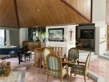 Casa en Venta en Bosques de las Lomas