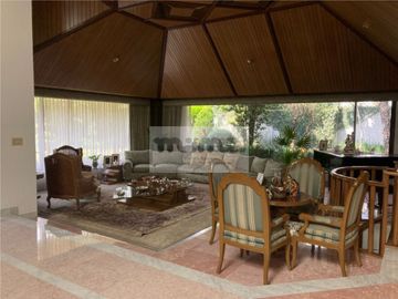 Casa en Venta en Bosques de las Lomas