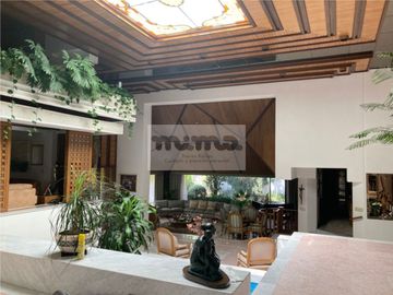 Casa en Venta en Bosques de las Lomas