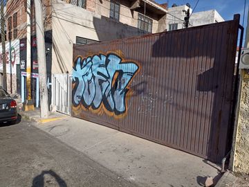 Bodega, Estacionamiento y Departamentos en VENTA en Lomas del Capulín, por Av. San Marcos Zacatecas, Zac.