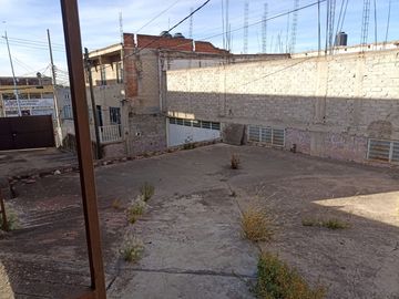 Bodega, Estacionamiento y Departamentos en VENTA en Lomas del Capulín, por Av. San Marcos Zacatecas, Zac.