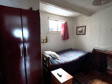 Casa sector regional de dos pisos, pareada $ 200.000.000