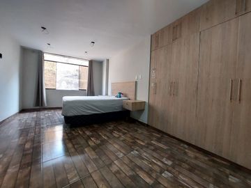 VENTA DE CASA EN ATE VITARTE URBANIZACION SANTA CLARA