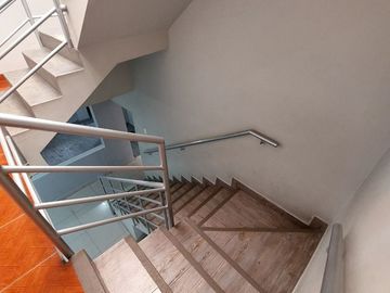 VENTA DE CASA EN ATE VITARTE URBANIZACION SANTA CLARA