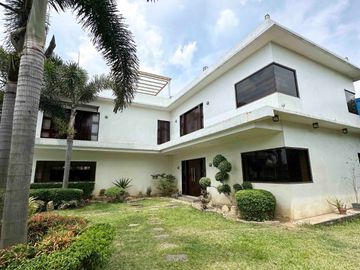 For Sale: 1,000 SQM Renovated House & Lot In Baliwag, Bulacan (With Swimming Pool)