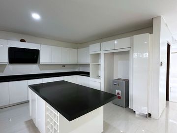 For Sale: 1,000 SQM Renovated House & Lot In Baliwag, Bulacan (With Swimming Pool)