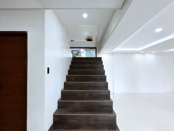 For Sale: 1,000 SQM Renovated House & Lot In Baliwag, Bulacan (With Swimming Pool)