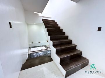 For Sale: 1,000 SQM Renovated House & Lot In Baliwag, Bulacan (With Swimming Pool)