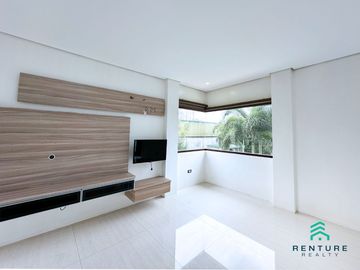 For Sale: 1,000 SQM Renovated House & Lot In Baliwag, Bulacan (With Swimming Pool)