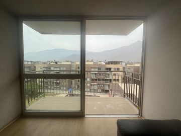 ✨🏠 Amplio, iluminado y frente a la 🏊‍♀️ piscina: Dúplex familiar en el mejor clima de Lima ☀️🌿