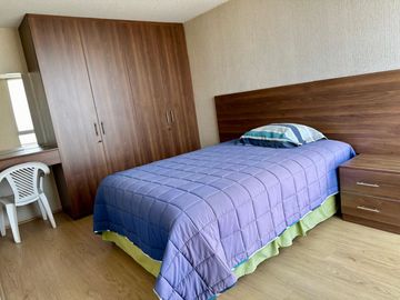 ✨🏠 Amplio, iluminado y frente a la 🏊‍♀️ piscina: Dúplex familiar en el mejor clima de Lima ☀️🌿