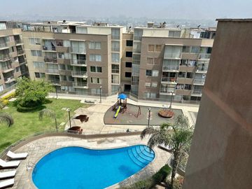 ✨🏠 Amplio, iluminado y frente a la 🏊‍♀️ piscina: Dúplex familiar en el mejor clima de Lima ☀️🌿