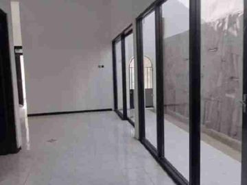 Rumah dijual di Soekarno Hatta Kota Malang
