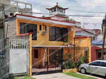 ¡Casa de Remate en Venta en Héroes de Padierna Tlalpan CDMX!