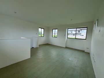 House and Lot for Sale in Nuvali Avida Woodhill Settings near Miriam College Ready for Occupancy Single Detachec