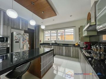 House and Lot for Sale in Alabang Hills Village at Muntinlupa City