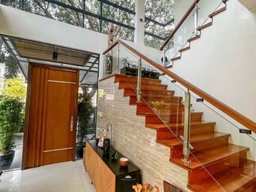 House and Lot for Sale in Alabang Hills Village at Muntinlupa City
