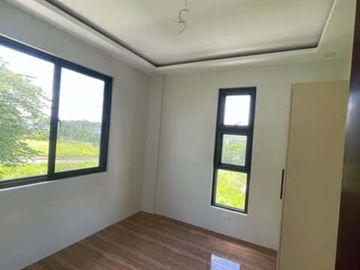 4BR HOUSE AND LOT FOR SALE AT GREENLAND SUBDIVISION ANTIPOLO