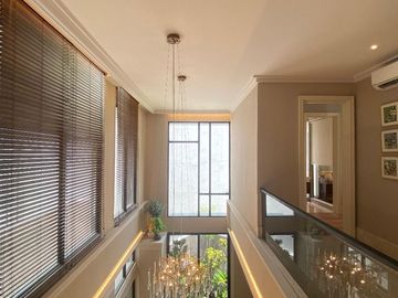 Rumah Mewah 13 M Jakarta Barat Citra Lake Villa