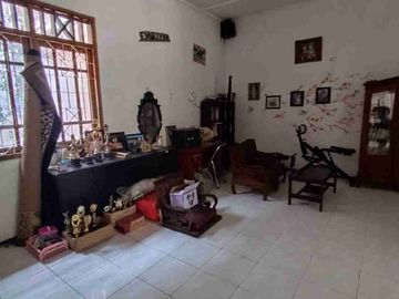 Rumah dijual Lokasi Sangat Strategis di Ikan Piranha Kota Malang