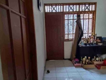 Rumah dijual Lokasi Sangat Strategis di Ikan Piranha Kota Malang
