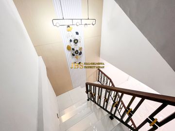 Dijual Townhouse Furnished Komplek Regent Estate Jalan Taduan - Pancing