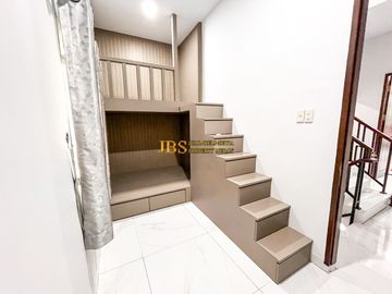 Dijual Townhouse Furnished Komplek Regent Estate Jalan Taduan - Pancing