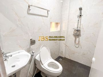 Dijual Townhouse Furnished Komplek Regent Estate Jalan Taduan - Pancing
