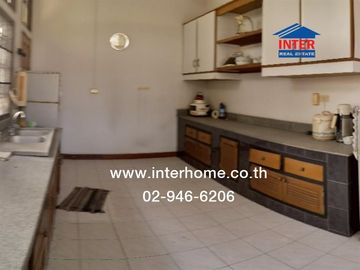 Single-storey detached house, 256.7 sq.w., Chiang Mai Flora Ville Village, near HomePro San Sai, Chiang Mai-Doi Saket Road, Chiang Mai Ring Road, Doi