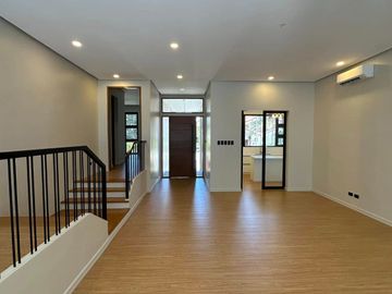 For Sale: Modern Bungalow House & Lot located at Ayala Alabang, Muntinlupa City