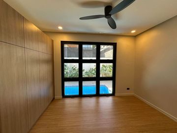 For Sale: Modern Bungalow House & Lot located at Ayala Alabang, Muntinlupa City