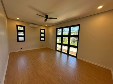 For Sale: Modern Bungalow House & Lot located at Ayala Alabang, Muntinlupa City