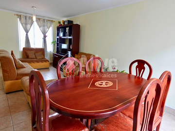 Casa de venta en Marianitas, sector Calderón