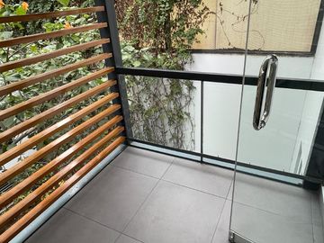 VENDO dpto impecable miraflores Diezcanseco 2dor $255,000