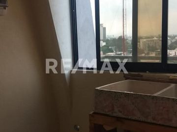 Depto. En venta con amenidades y vista panorámica, cerca del metrobus Luz Saviñon.