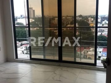 Depto. En venta con amenidades y vista panorámica, cerca del metrobus Luz Saviñon.