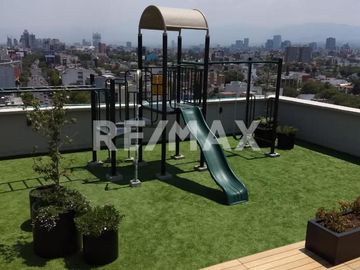 Depto. En venta con amenidades y vista panorámica, cerca del metrobus Luz Saviñon.