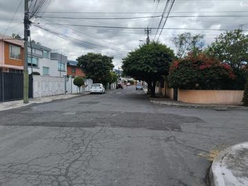 Casa de venta de 3 dormitorios en sector la Mariscal Quito Ecuador