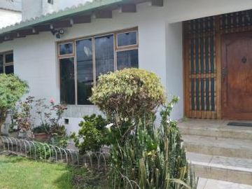 Casa de venta de 3 dormitorios en sector la Mariscal Quito Ecuador
